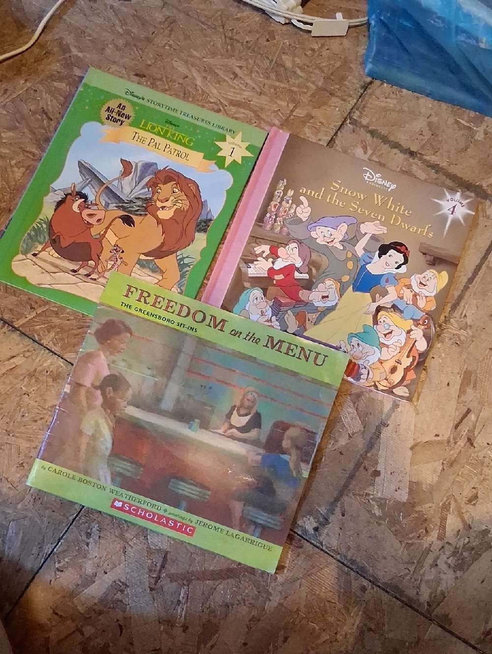 Disney Children’s Books Set